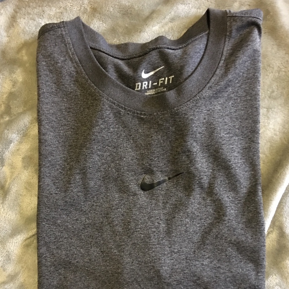 Nike Dry Fit T-shirt